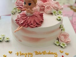 Bánh kem sinh nhật cho bé