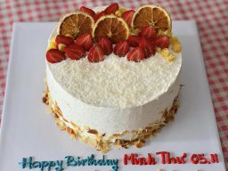 Bánh kem sinh nhật cho bé