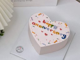 Bánh kem hình trái tim