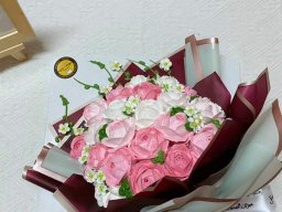 Bánh kem trang trí bông hoa đẹp