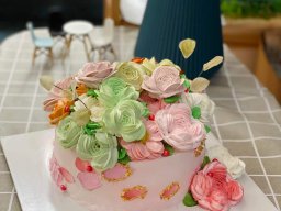 Bánh kem trang trí bông hoa đẹp