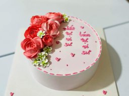 Bánh kem trang trí bông hoa đẹp