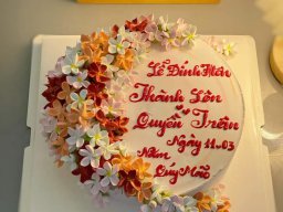 Bánh kem trang trí bông hoa đẹp