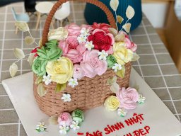 Bánh kem trang trí bông hoa đẹp