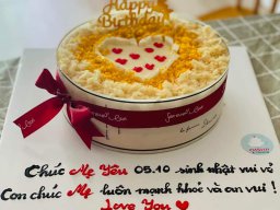 Bánh kem bông lan trứng muối